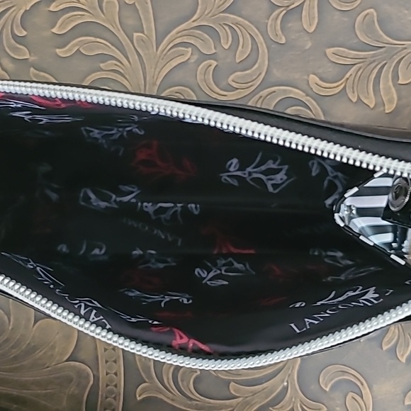 Lancome 2 piece cosmetic/toiletries set - Picture 6 of 8